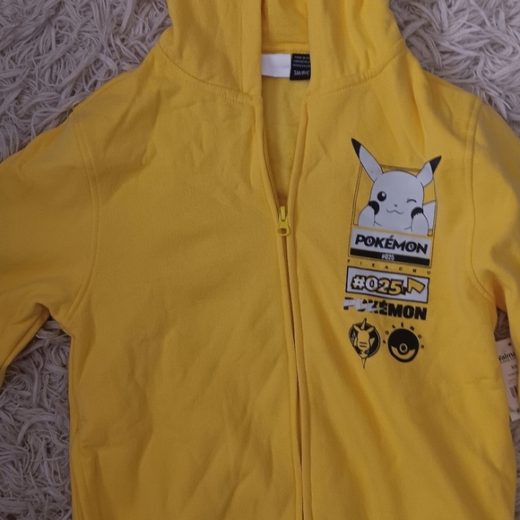 Pokemon Kids Pikachu Yellow Hoodie Size S NWT - Picture 3 of 9